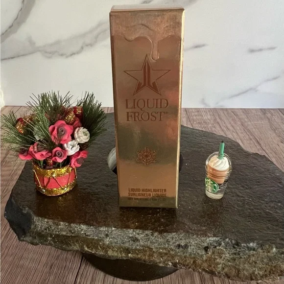 FROSTITUTE LIQUID HIGHLIGHTER by JEFFREE STAR ⭐️ - Picture 3 of 3